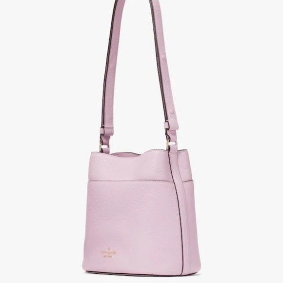 Kate Spade Leila Small Bucket Bag
COLOR:
Quartz Pink
NWT - Picture 5 of 16
